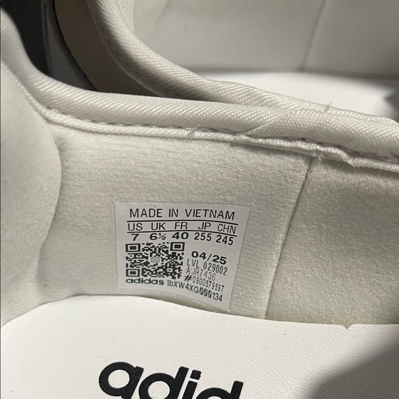 Adidas Samba Jane White and Black Sneakers - Picture 5 of 6